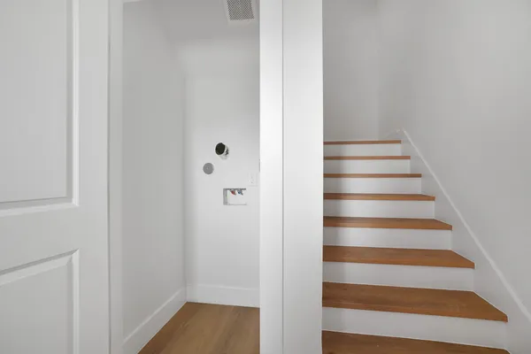 a view of entryway