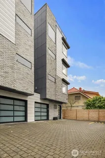 $1,224,000 | 4018 Beach Drive Southwest, Seattle, WA 98116