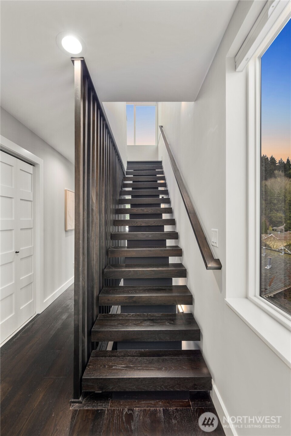 4018 Beach Drive Southwest Seattle, WA 98116 - Photo 18 of 37