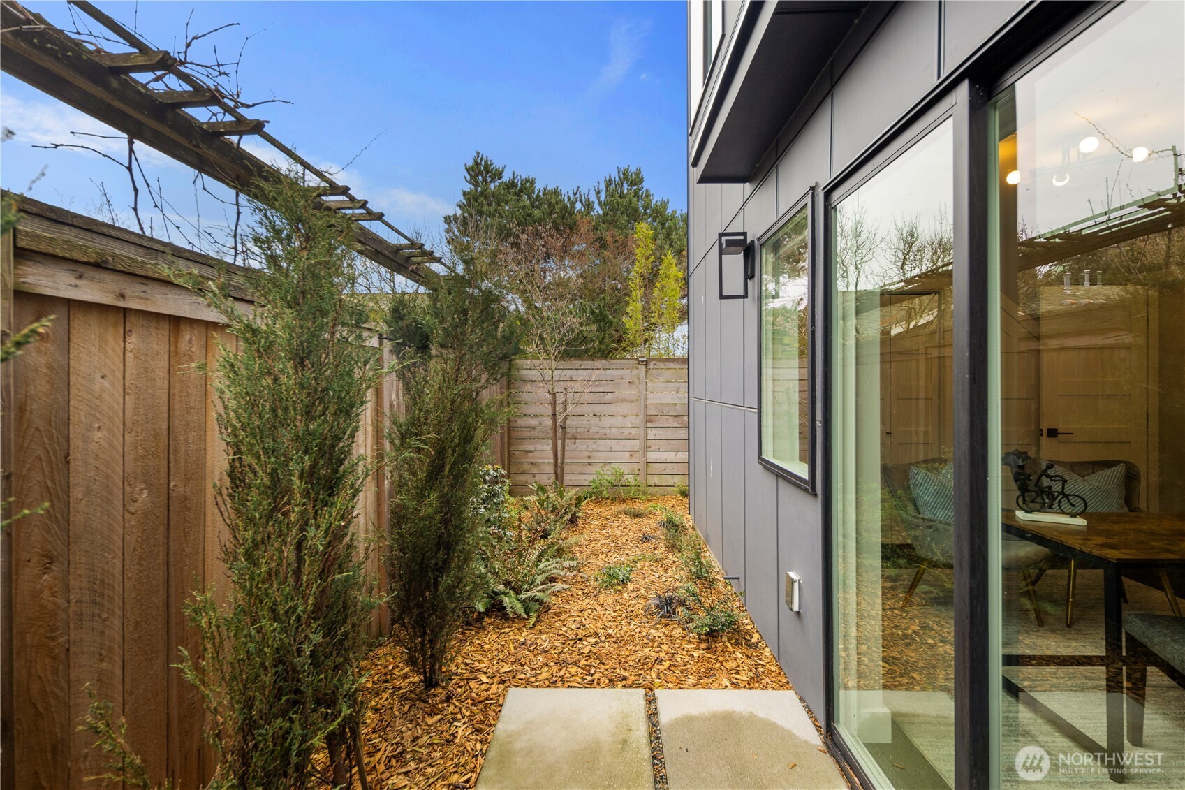4018 Beach Drive Southwest Seattle, WA 98116 - Photo 28 of 37