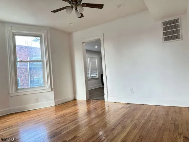 $2,000 | 144 West 2nd Avenue, Unit 2A, Roselle, NJ 07203