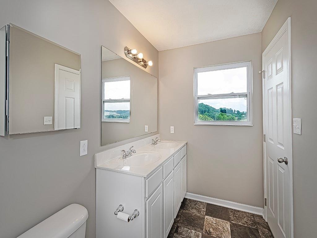 132 Rylie Drive Harmony, PA 16037 - Photo 20 of 29