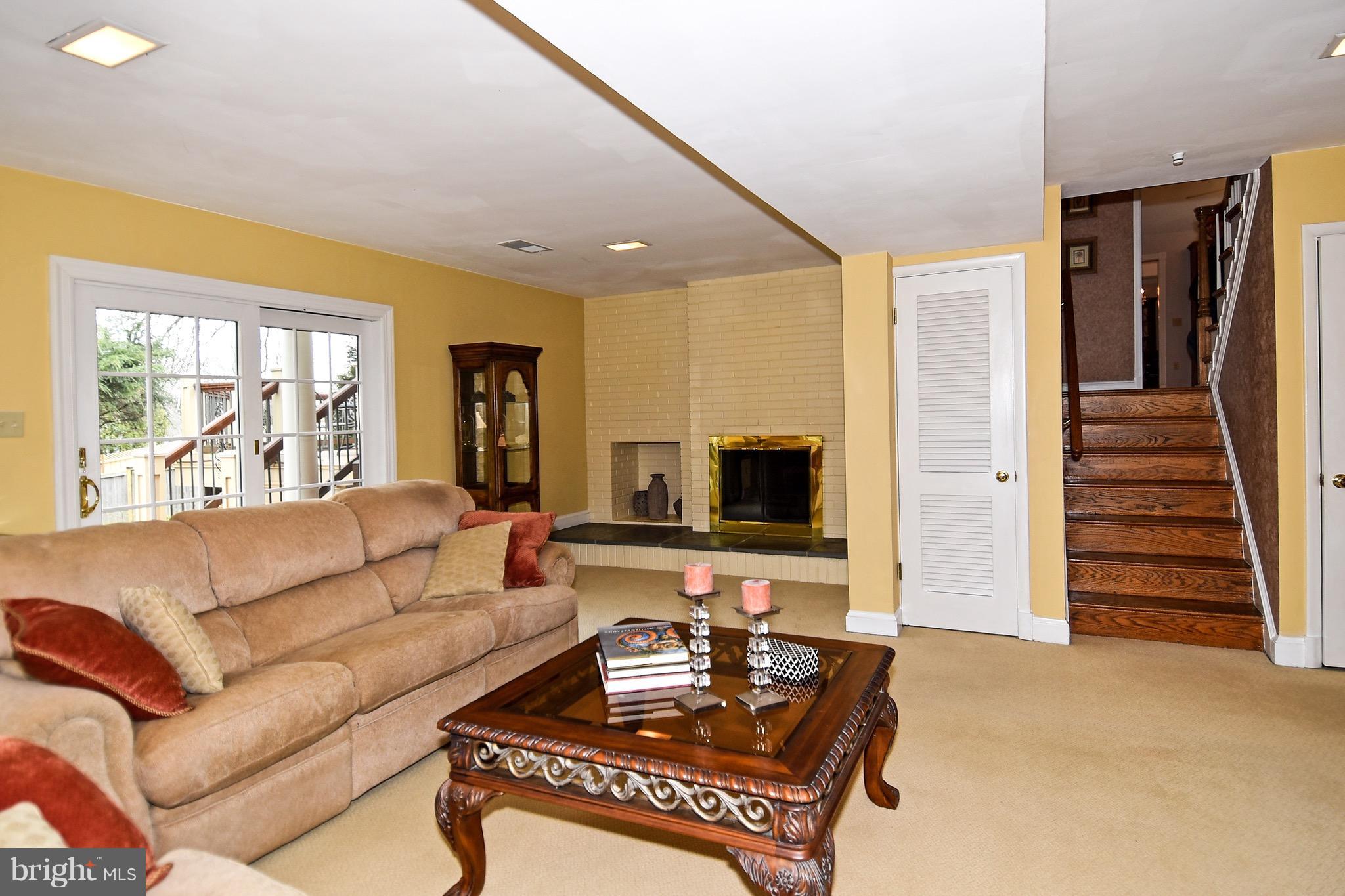 700 Springloch Road Silver Spring, MD 20904 - Photo 19 of 30 Family Room
