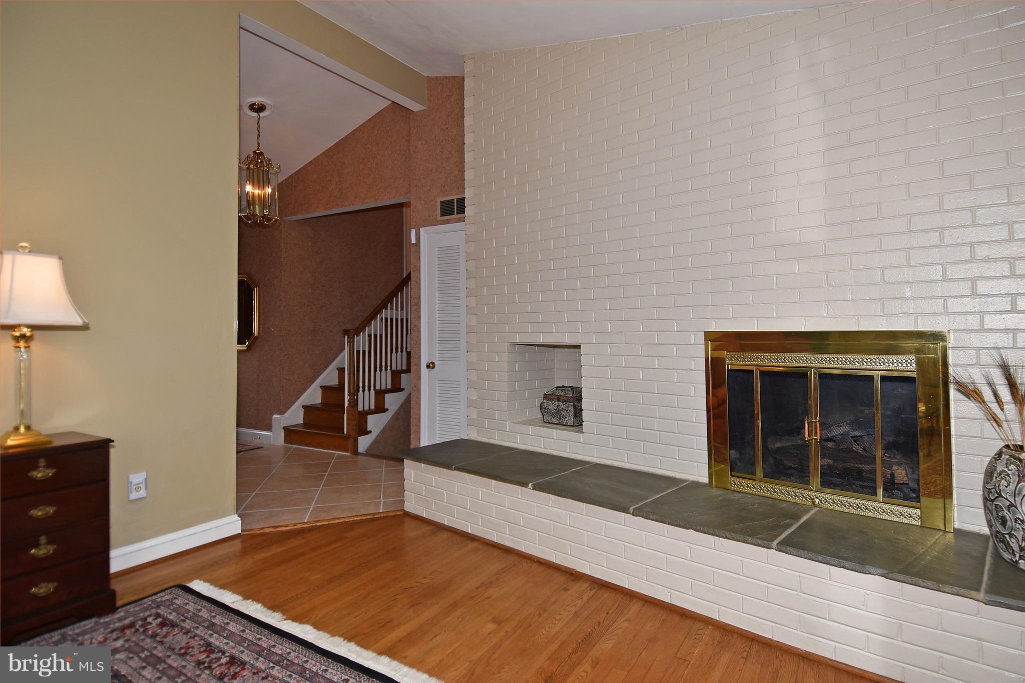 700 Springloch Road Silver Spring, MD 20904 - Photo 5 of 30 Living Room