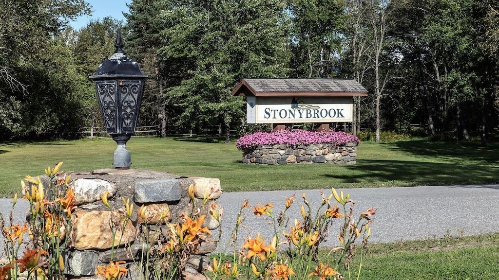 464 Field Road, Unit 82 Stowe, VT 05672 - Photo 35 of 40