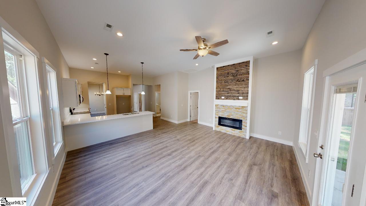 137 Rockingham Road Duncan, SC 29334 - Photo 17 of 31