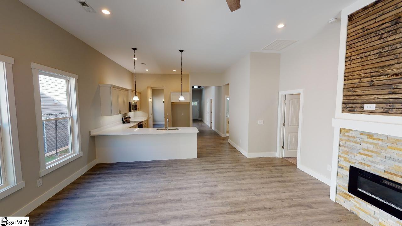 137 Rockingham Road Duncan, SC 29334 - Photo 8 of 31