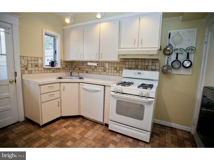 501 Kenilworth Road Merion Station, PA 19066 - Photo 10 of 18 Kitchen