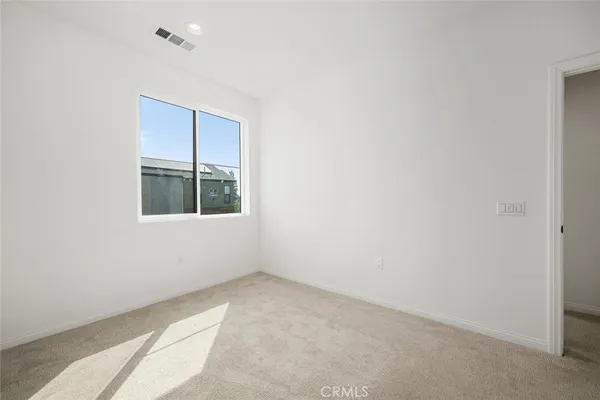 a view of a livingroom with an empty space