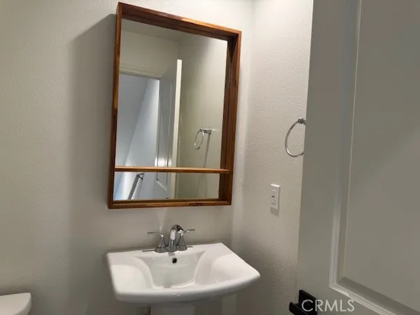 $738,750 | 5860 Linden Avenue, Unit 8, Long Beach, CA 90805