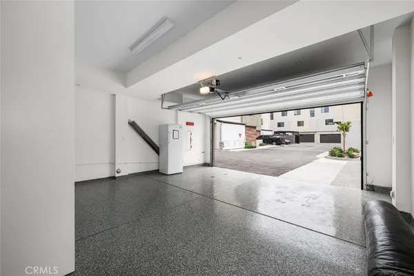 $738,750 | 5860 Linden Avenue, Unit 8, Long Beach, CA 90805