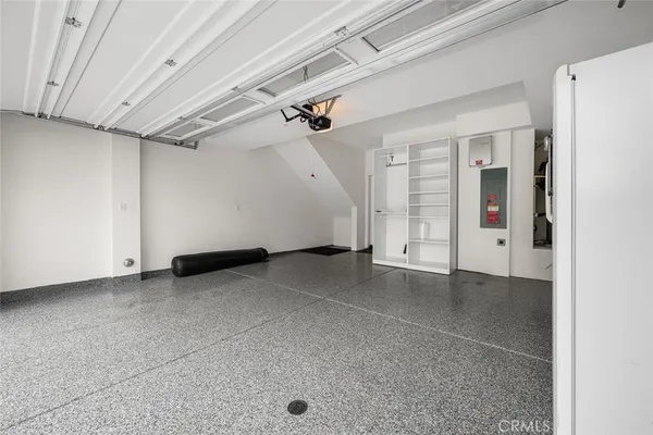 $738,750 | 5860 Linden Avenue, Unit 8, Long Beach, CA 90805