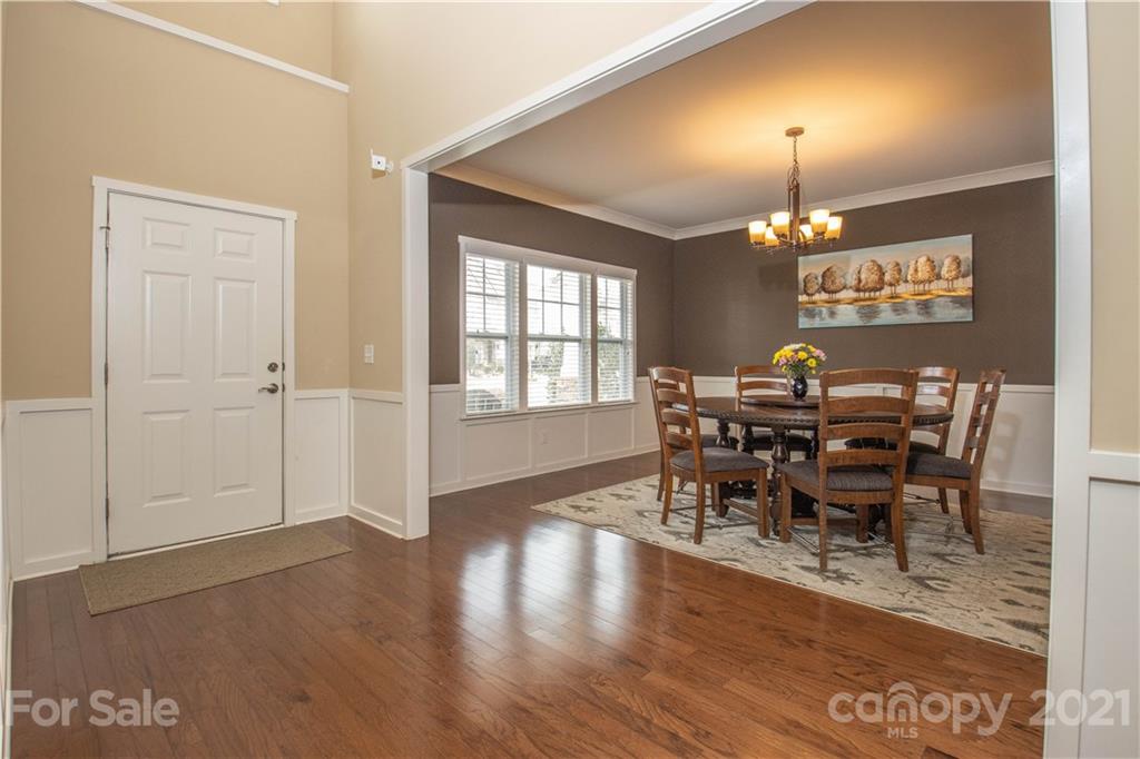 2186 Bluebell Way Tega Cay, SC 29708 - Photo 2 of 41
