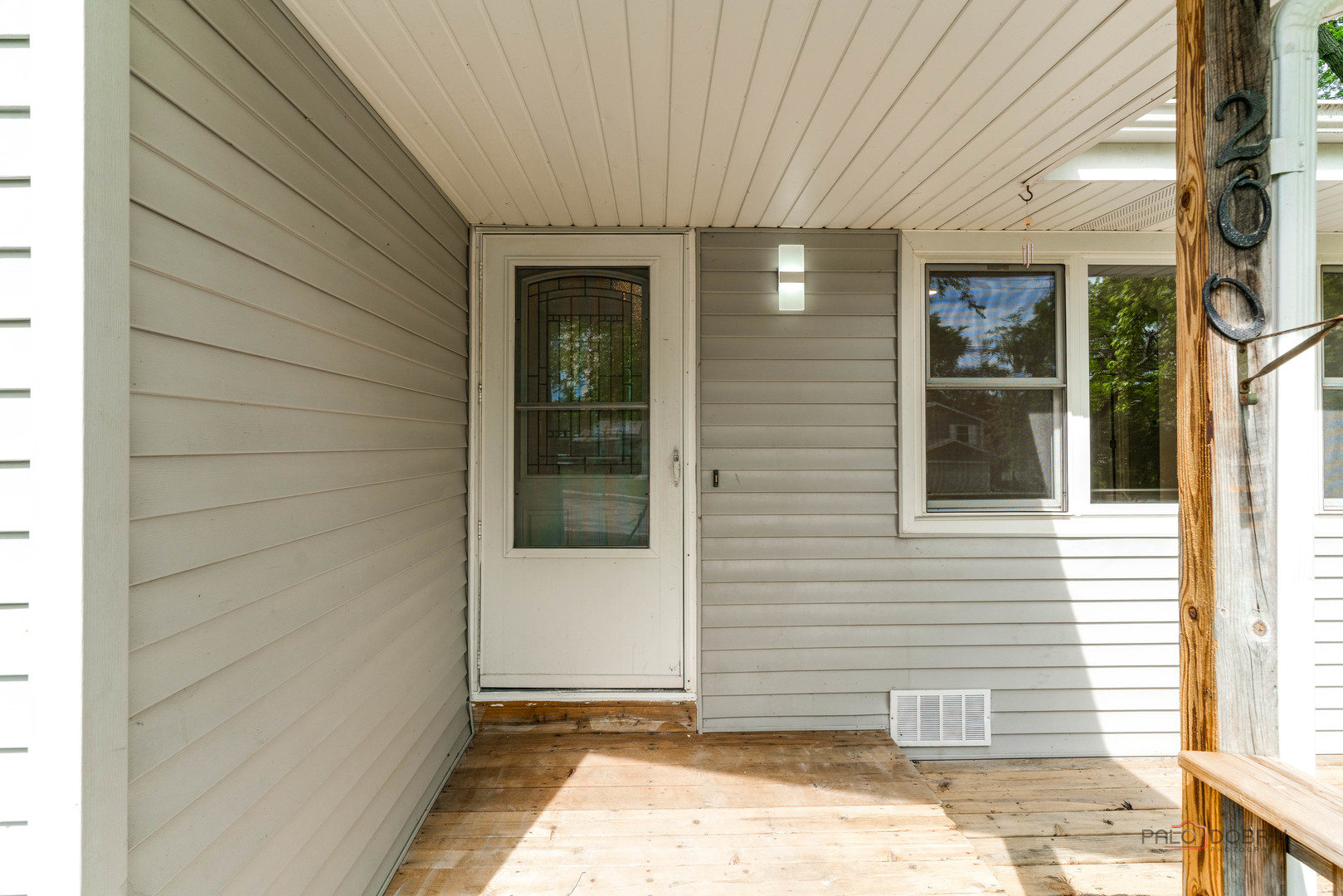 200 South Beck Road Lindenhurst, IL 60046 - Photo 3 of 26