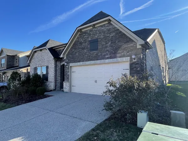 $2,795 | 1008 Fenner Lane, Gallatin, TN 37066