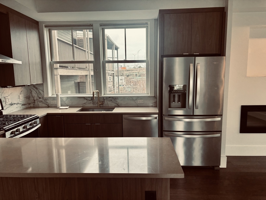 10 Spring Garden Street, Unit 3 Boston, MA 02125 - Photo 2 of 22