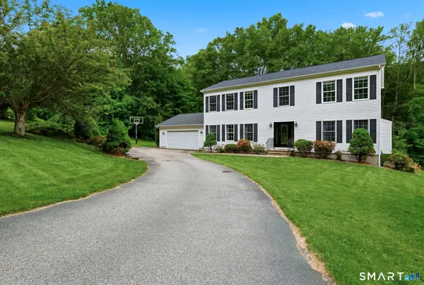 $615,000 | 19 Rosemarie Lane, Bozrah, CT 06334