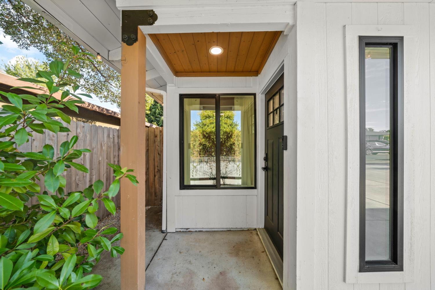 5928 Rye Way Carmichael, CA 95608 - Photo 7 of 70 Gallery Image 7