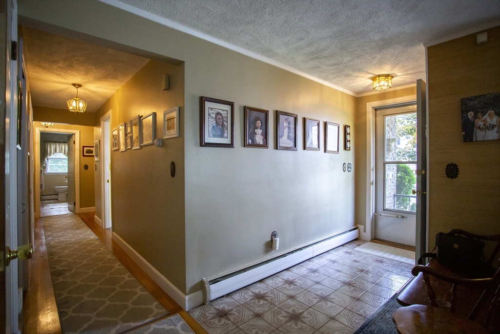17 Outlook Road Wakefield, MA 01880 - Photo 2 of 38 Gallery Image 2