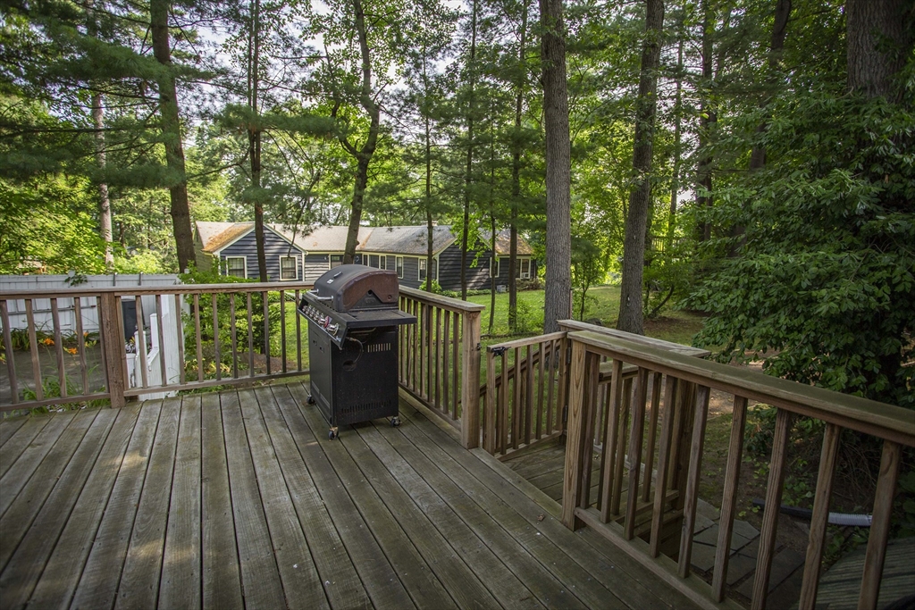 17 Outlook Road Wakefield, MA 01880 - Photo 33 of 38 Gallery Image 33