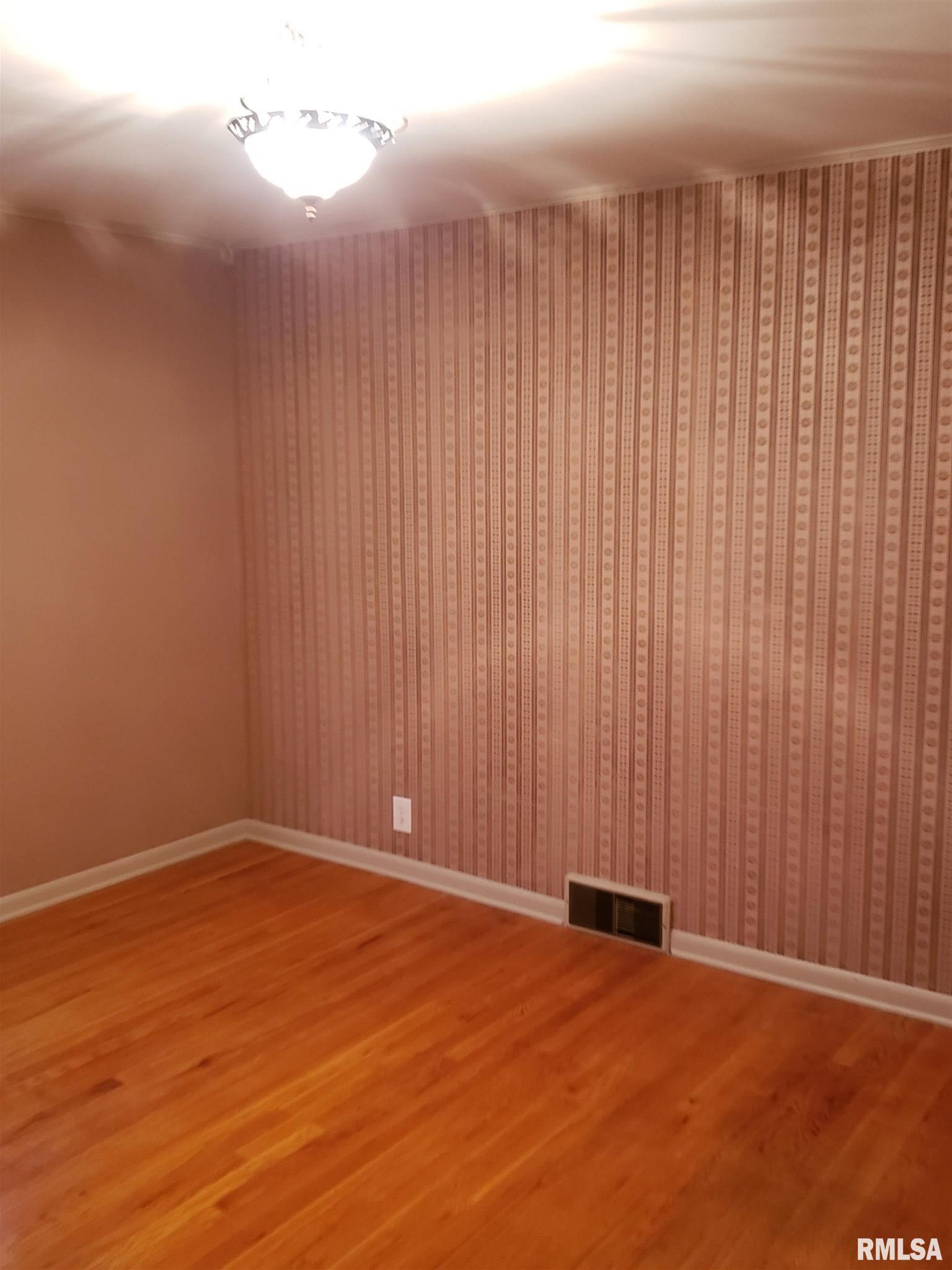 2139 South 4th Street Springfield, IL 62703 - Photo 10 of 25