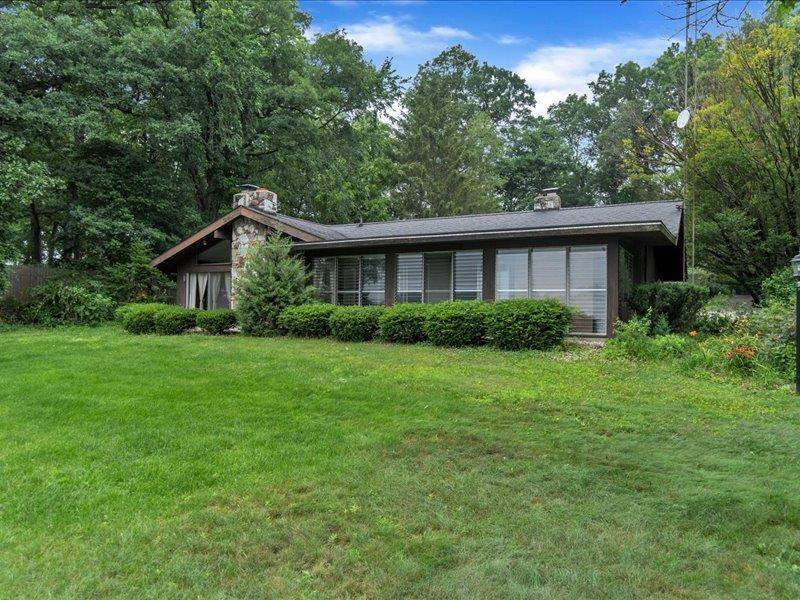1945 Crispell Road Clarklake, MI 49234 - Photo 4 of 50 Photo 4