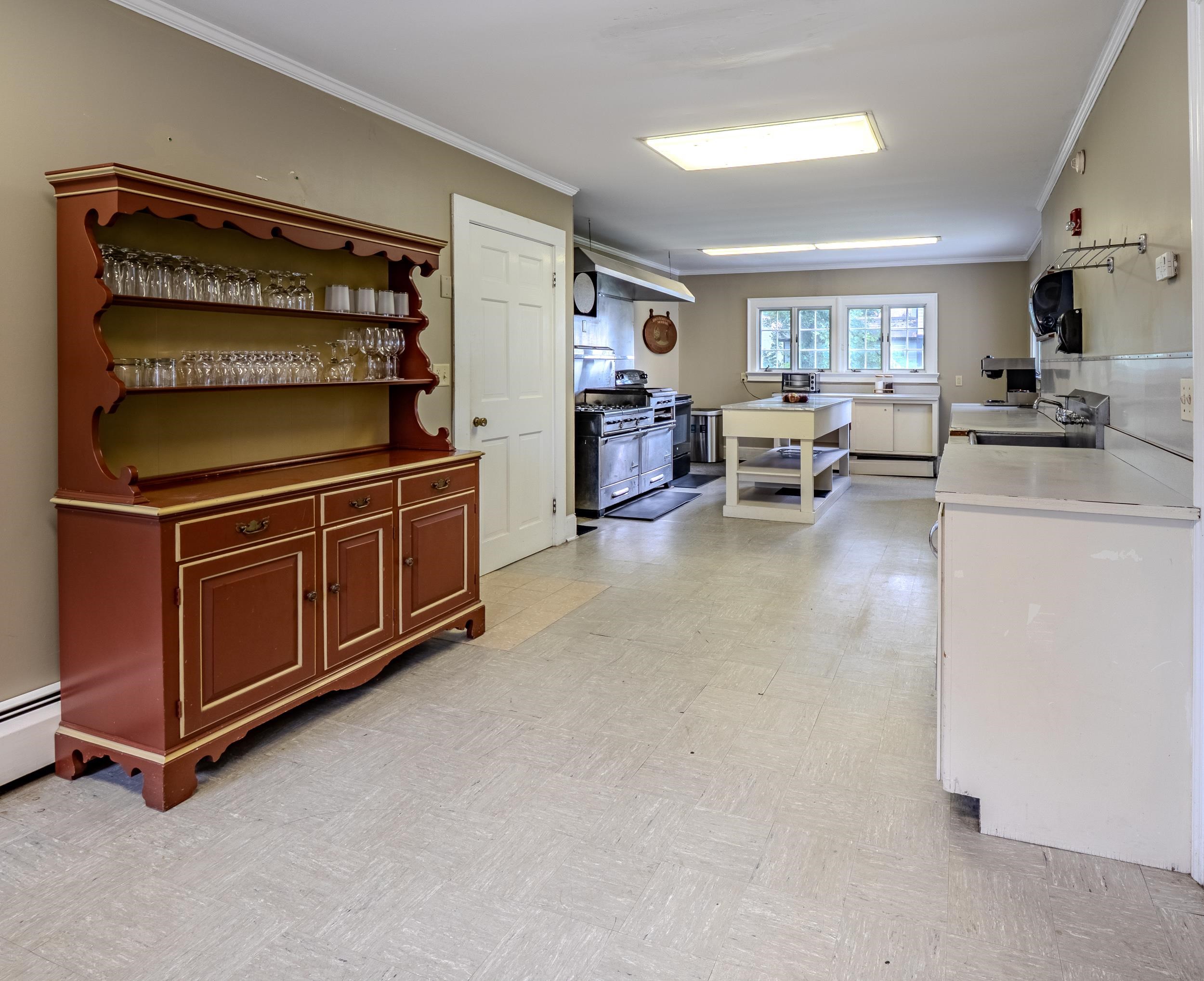 328 Main Street Poultney, VT 05764 - Photo 18 of 34