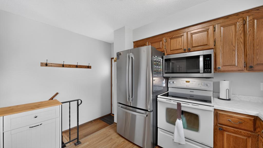 915 16 1/4 Street Southeast Rochester, MN 55904 - Photo 12 of 42
