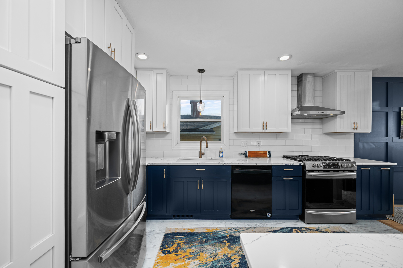 2413 3rd Street Moline, IL 61265 - Photo 11 of 39