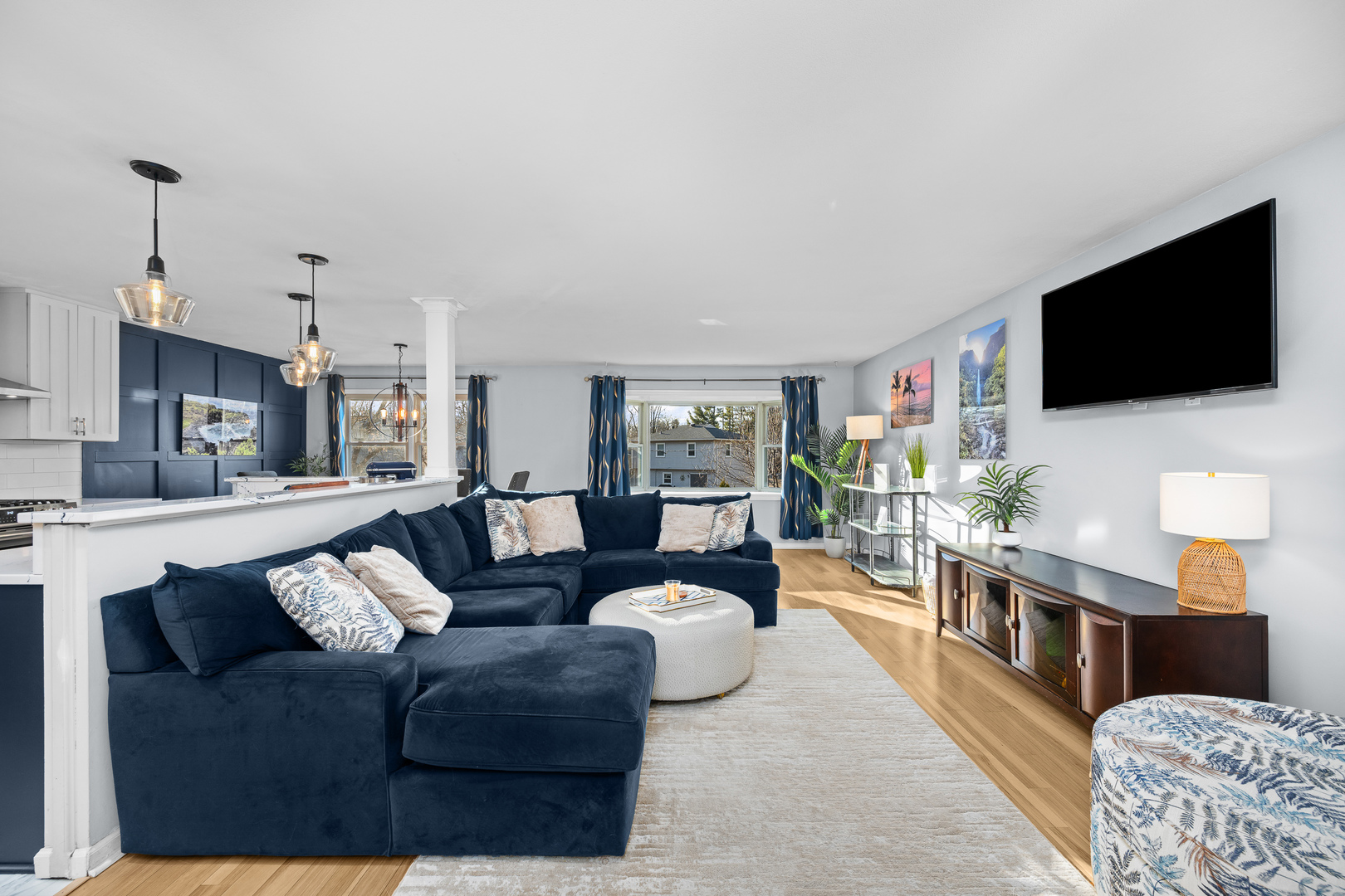 2413 3rd Street Moline, IL 61265 - Photo 2 of 39