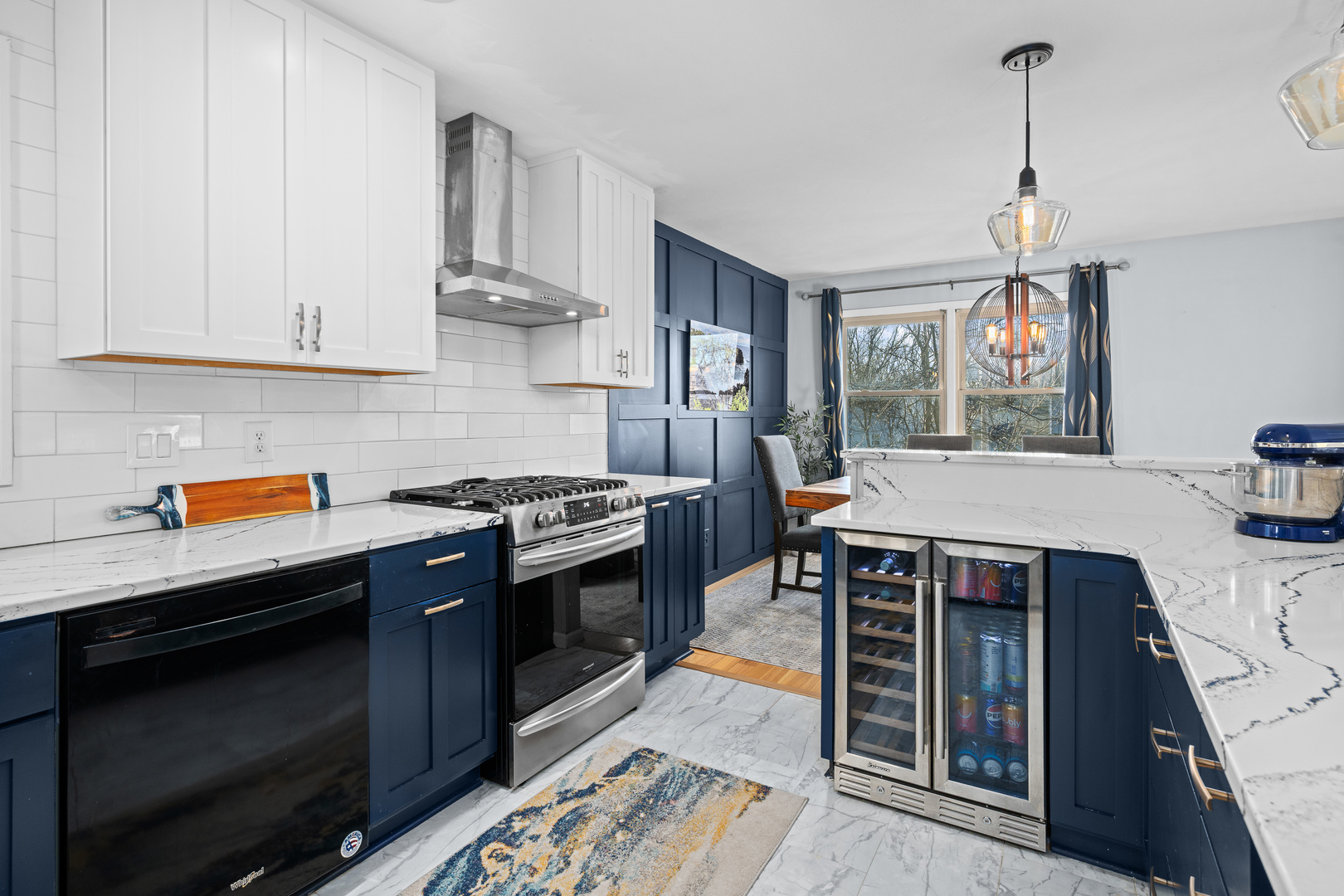 2413 3rd Street Moline, IL 61265 - Photo 9 of 39