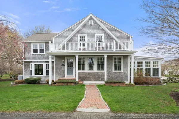 $2,675,000 | 56 Samoset Road, Duxbury, MA 02332