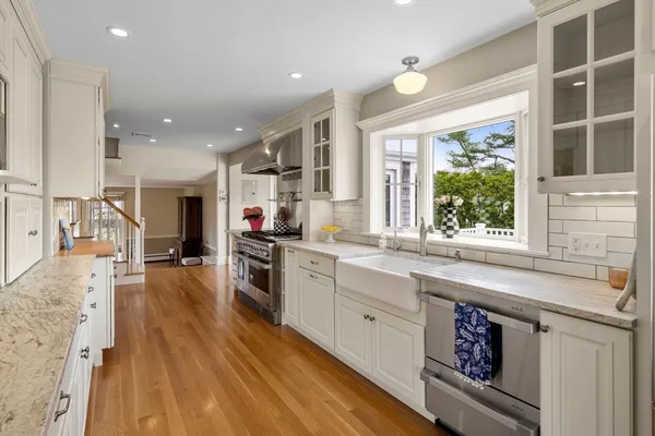 $2,675,000 | 56 Samoset Road, Duxbury, MA 02332