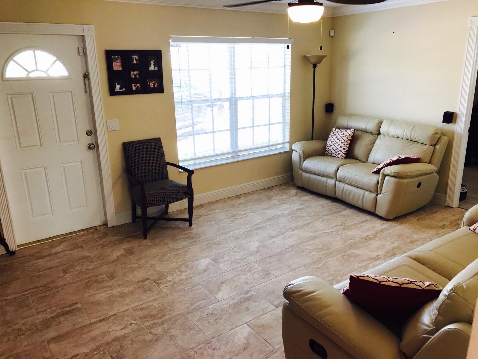 3550 Hunt Road Lake Worth, FL 33461 - Photo 5 of 19 FullSizeRender11
