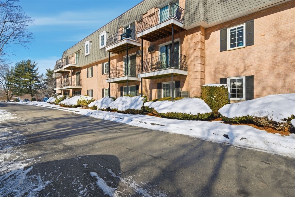 500 Northshore Road, Unit 6B Peabody, MA 01960 - Photo 15 of 18