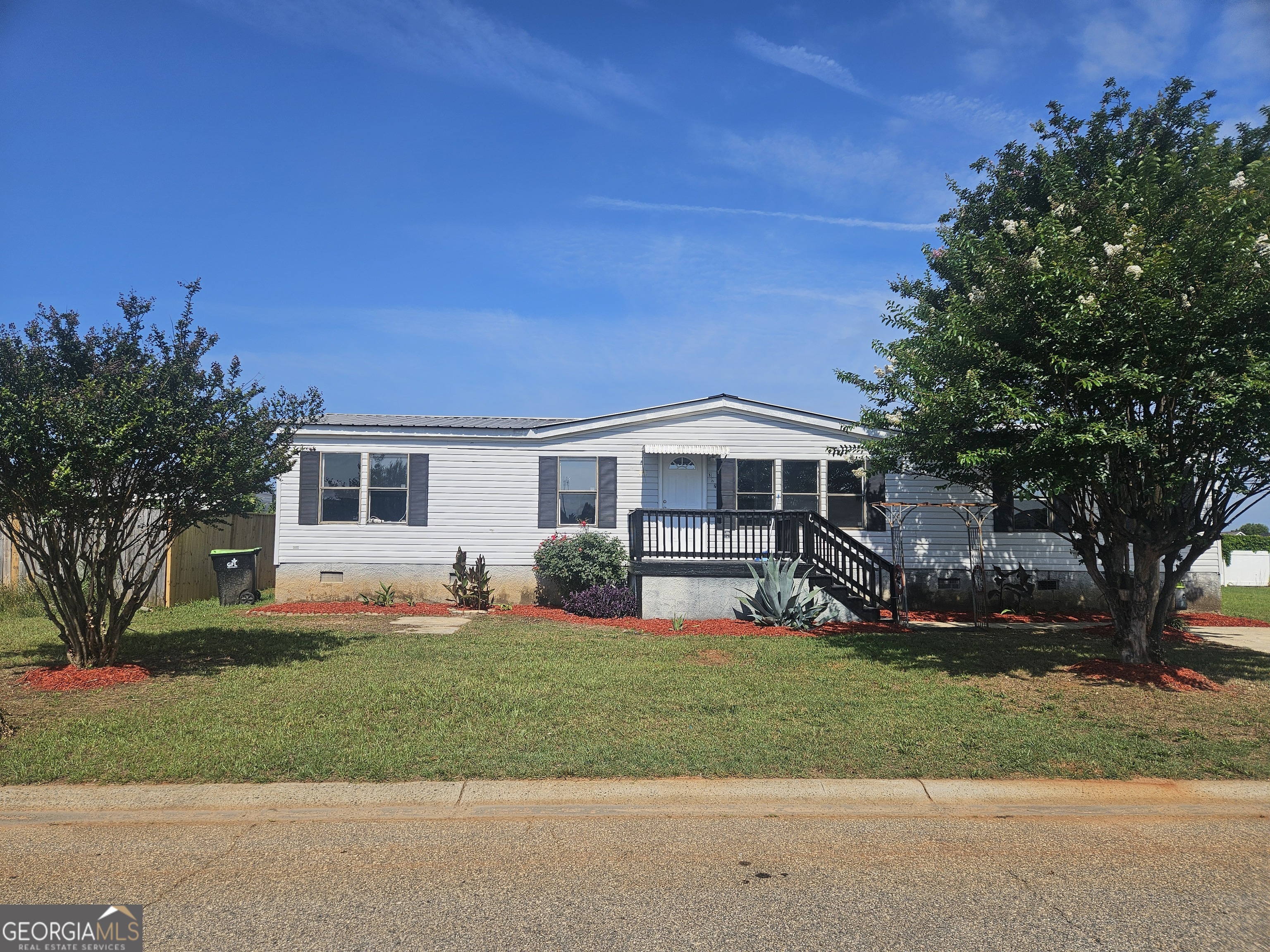302 Waverly Lane Byron, GA 31008 - Photo 2 of 4