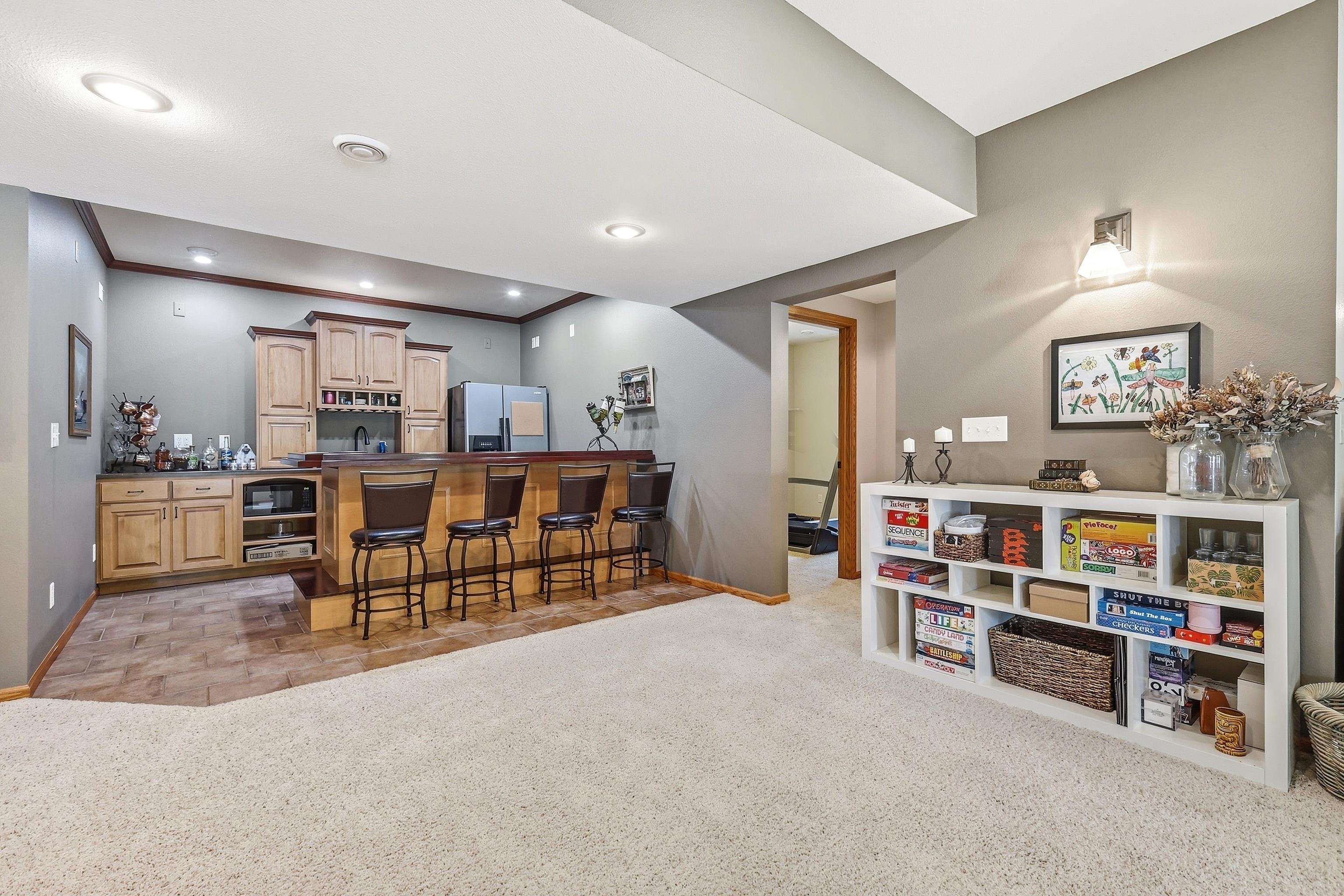 2357 Antler Ridge Drive Dubuque, IA 52002 - Photo 40 of 56 Gallery Image 40