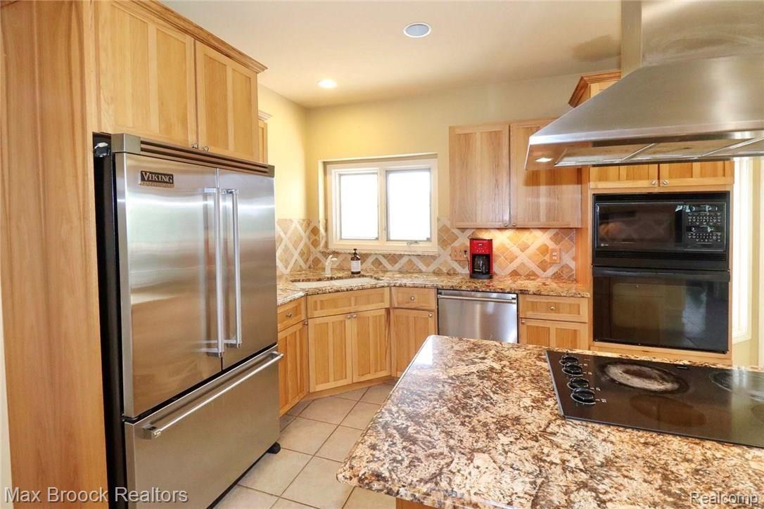 1388 Berville Road Allenton, MI 48002 - Photo 9 of 55 4BFA13A9-FB8B-48C7-9712-F3D069FD7E92.jpeg
