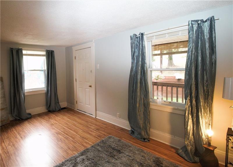 1294 Chapel Road Monaca, PA 15061 - Photo 4 of 12 Gallery Image 4