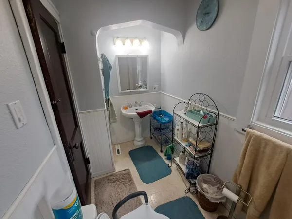 $174,900 | 1403 11th Avenue Northwest, Austin, MN 55912