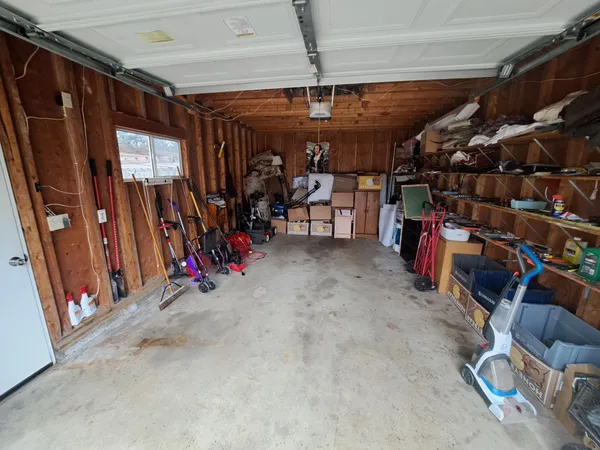 $174,900 | 1403 11th Avenue Northwest, Austin, MN 55912