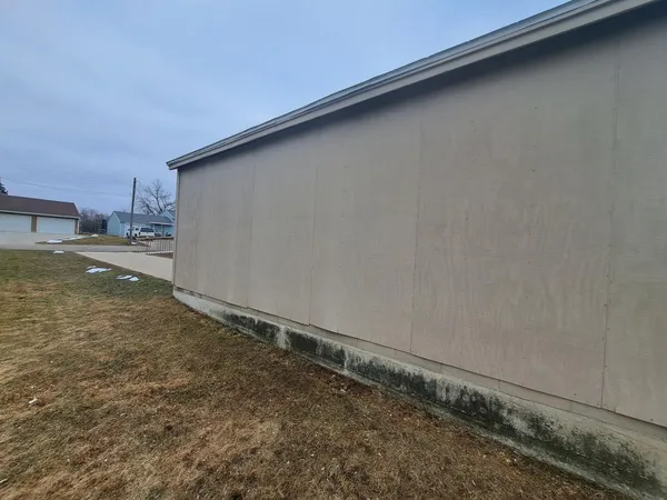 $174,900 | 1403 11th Avenue Northwest, Austin, MN 55912