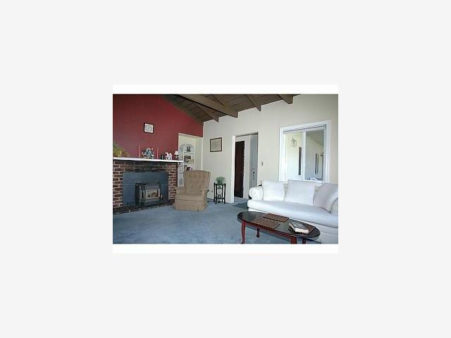 138 Hainline Road Aptos, CA 95003 - Photo 3 of 6 Gallery Image 3