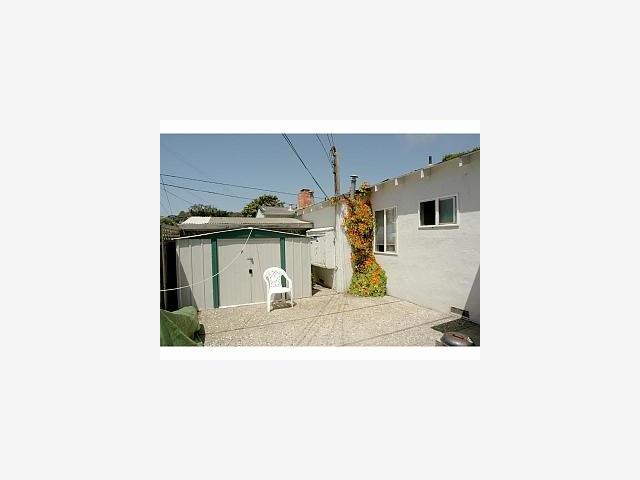 138 Hainline Road Aptos, CA 95003 - Photo 6 of 6 Gallery Image 6