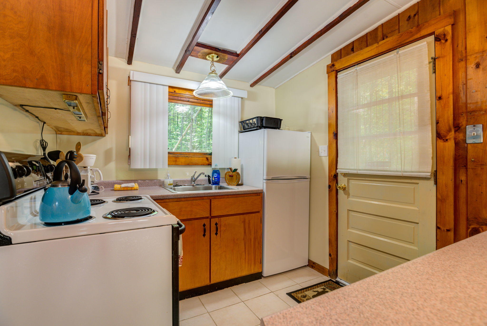 79 Mountain Road Bridgton, ME 04009 - Photo 20 of 37 Kitchen