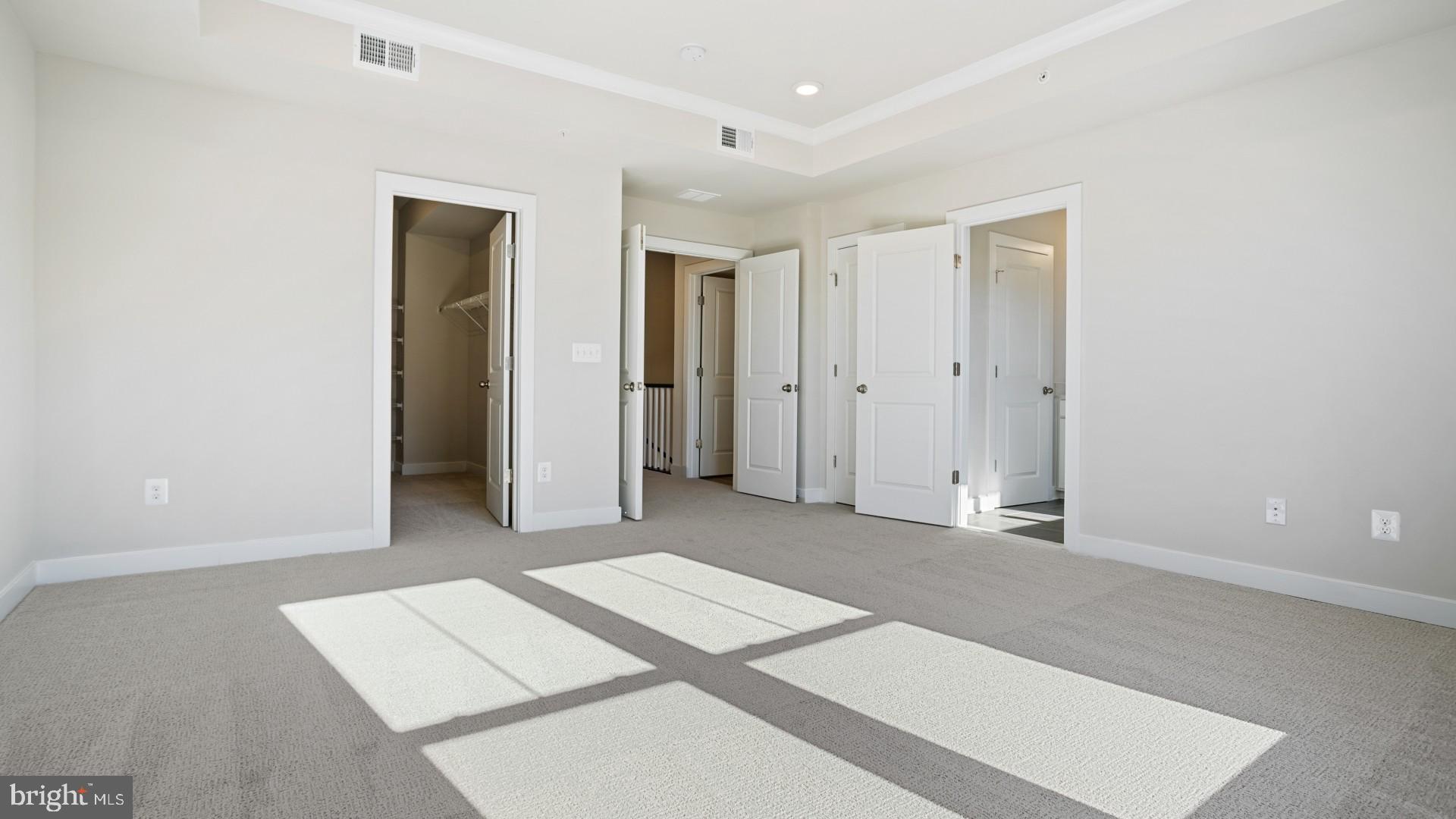 45173 Drowes Terrace Sterling, VA 20166 - Photo 10 of 15