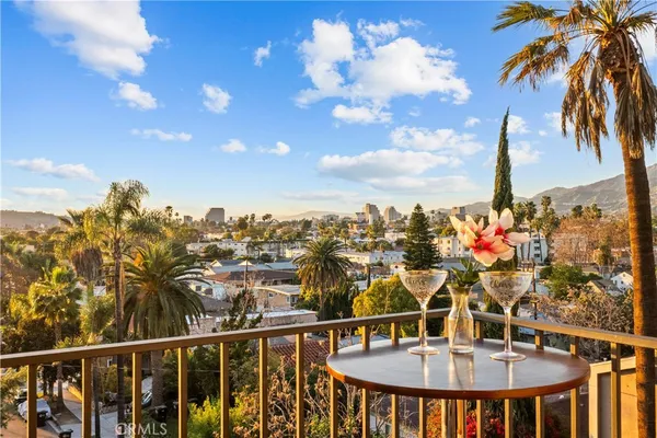 $640,000 | 1517 East Garfield Avenue, Unit 53, Glendale, CA 91205