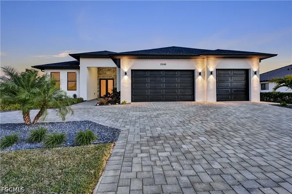 $4,900 | 2596 Surfside Boulevard, Cape Coral, FL 33914
