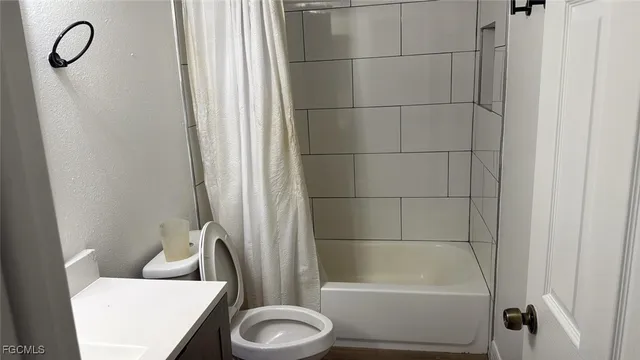 $2,250 | 17430 Dumont Drive, Unit 434, Fort Myers, FL 33967