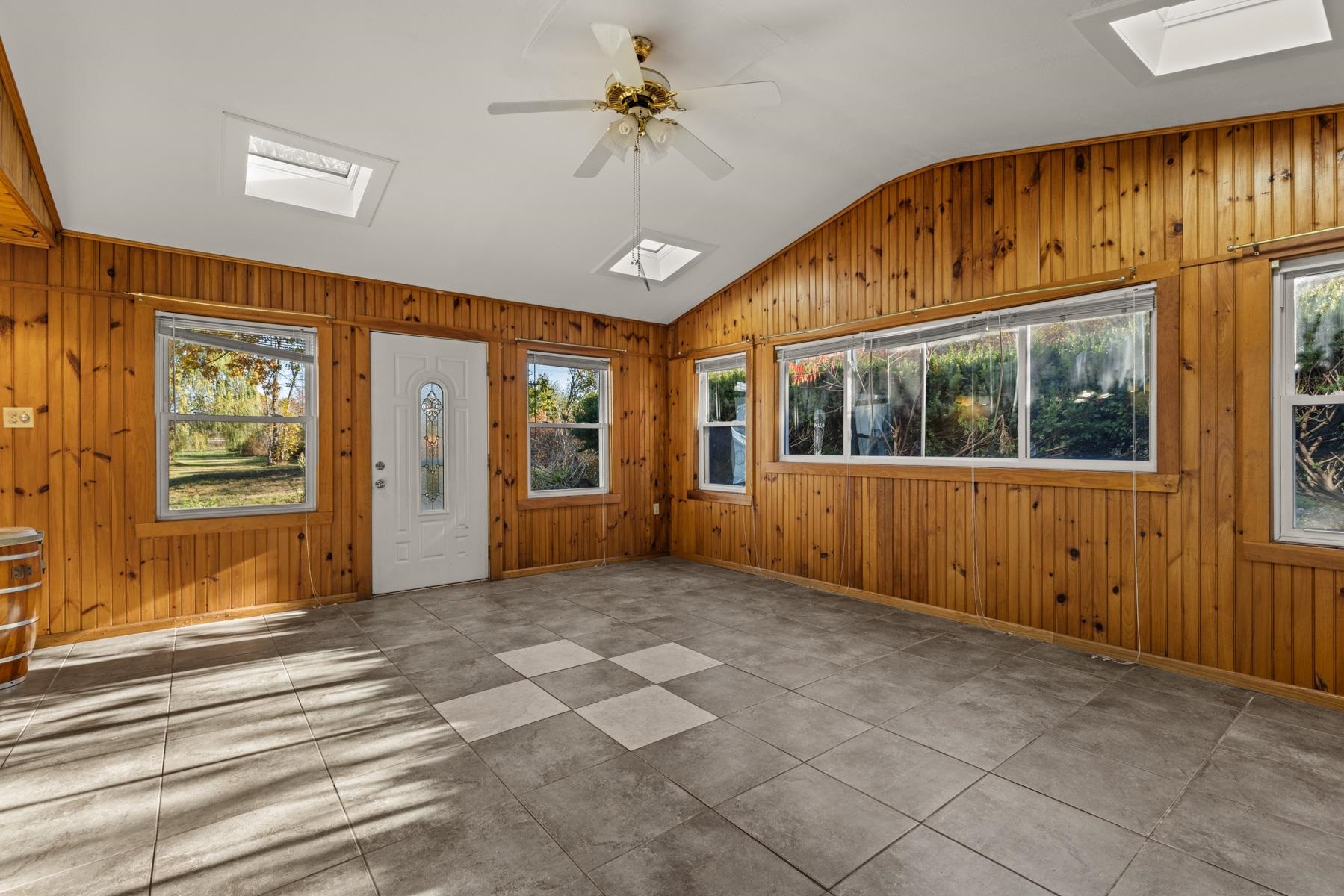 60 Ocean Road Greenland, NH 03840 - Photo 19 of 34